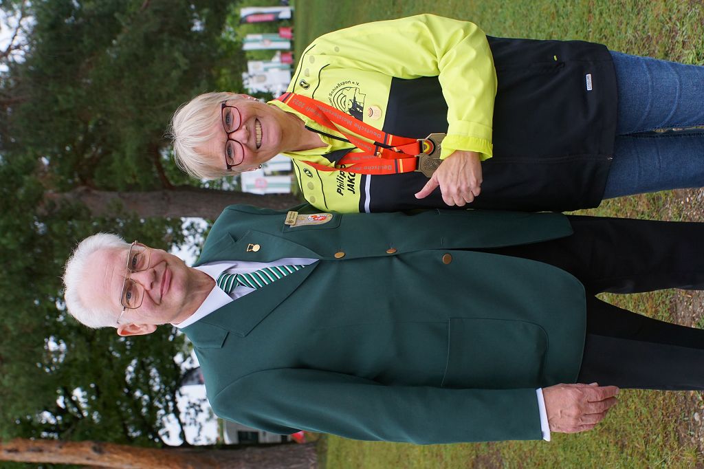 WSB Ehrung Angelika Bronze